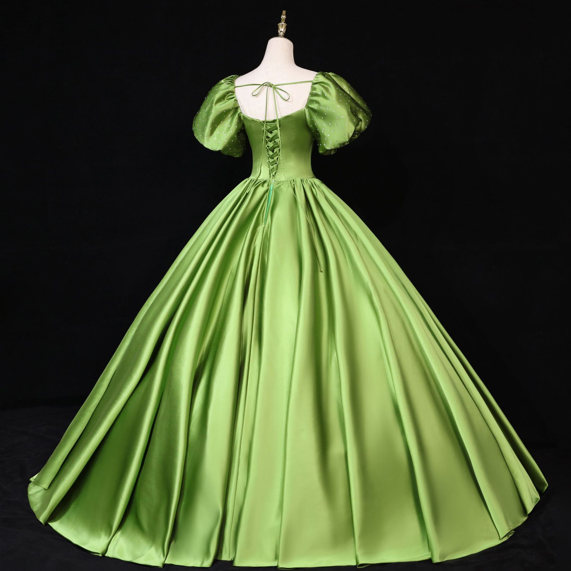 崇川区虎丘婚纱礼服厂