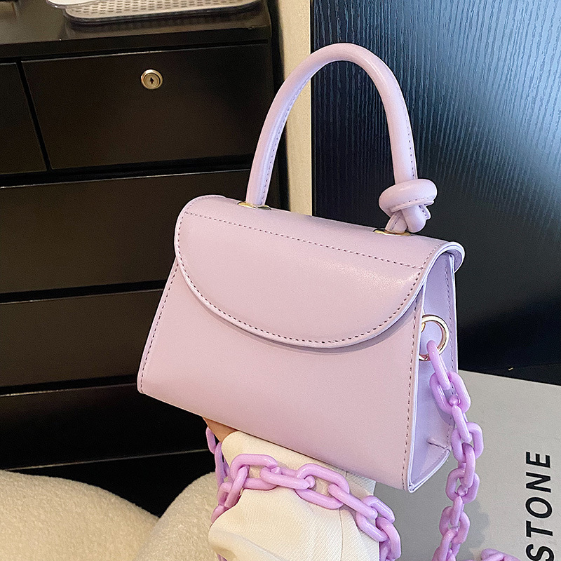 2021流行小包包新款纯色链条大气时尚韩版单肩斜挎铆钉包质感女-报价