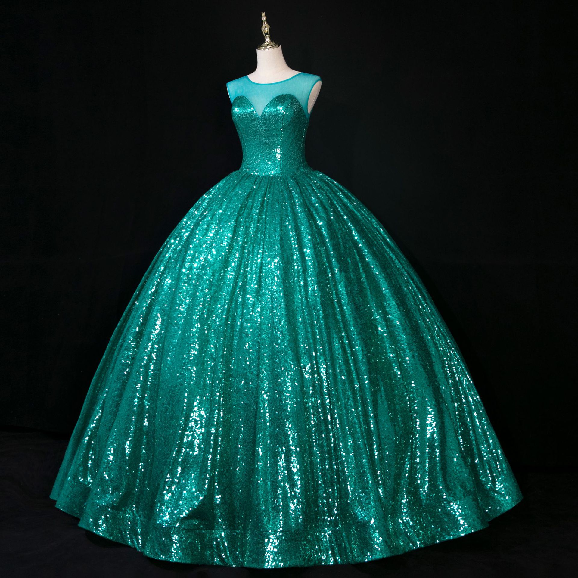 欧美跨境新娘婚纱礼服女2022彩色亮片舞会演出服闪亮宫廷风蓬蓬裙