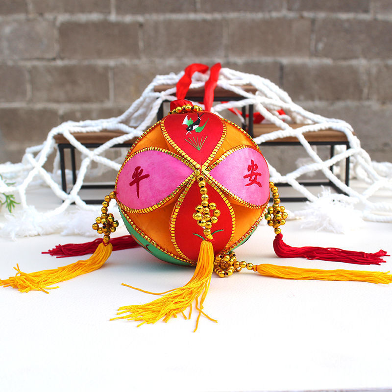 绣球广西壮族特色三月三手工制作少数民族工艺品婚庆舞台表演