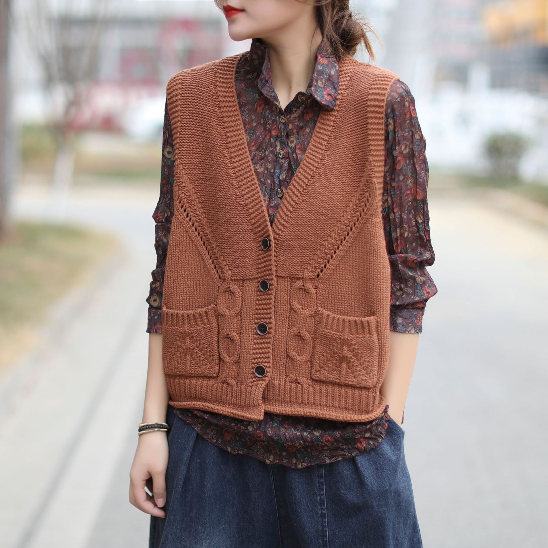 琪镌绘制春季2022新款女针织马甲新款休闲国风复古高端针织棉开衫