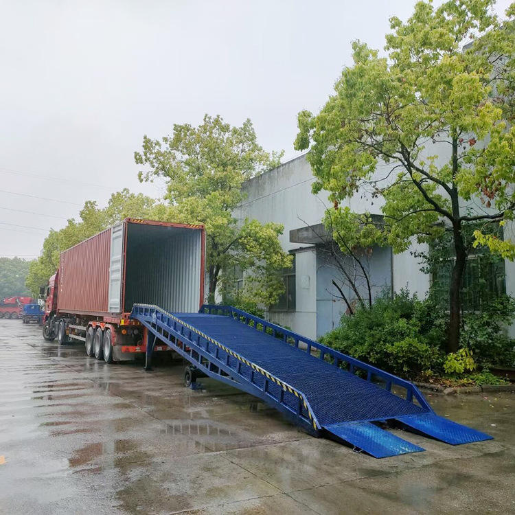 9成新二手登车桥10吨移动式12米集装箱卸货平台便宜处理