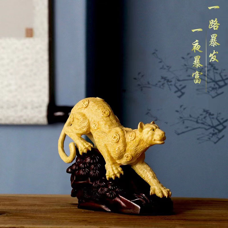 黄杨木精品木雕一路豹发暴富金钱豹摆件招财工艺居家开业送礼品