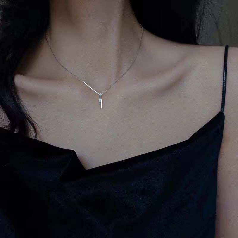 S925 Sterling Silver Tassel Necklace 2023 New Women's Summer Simple Cold Style Clavicle Chain Light Luxury Minority Design Sense