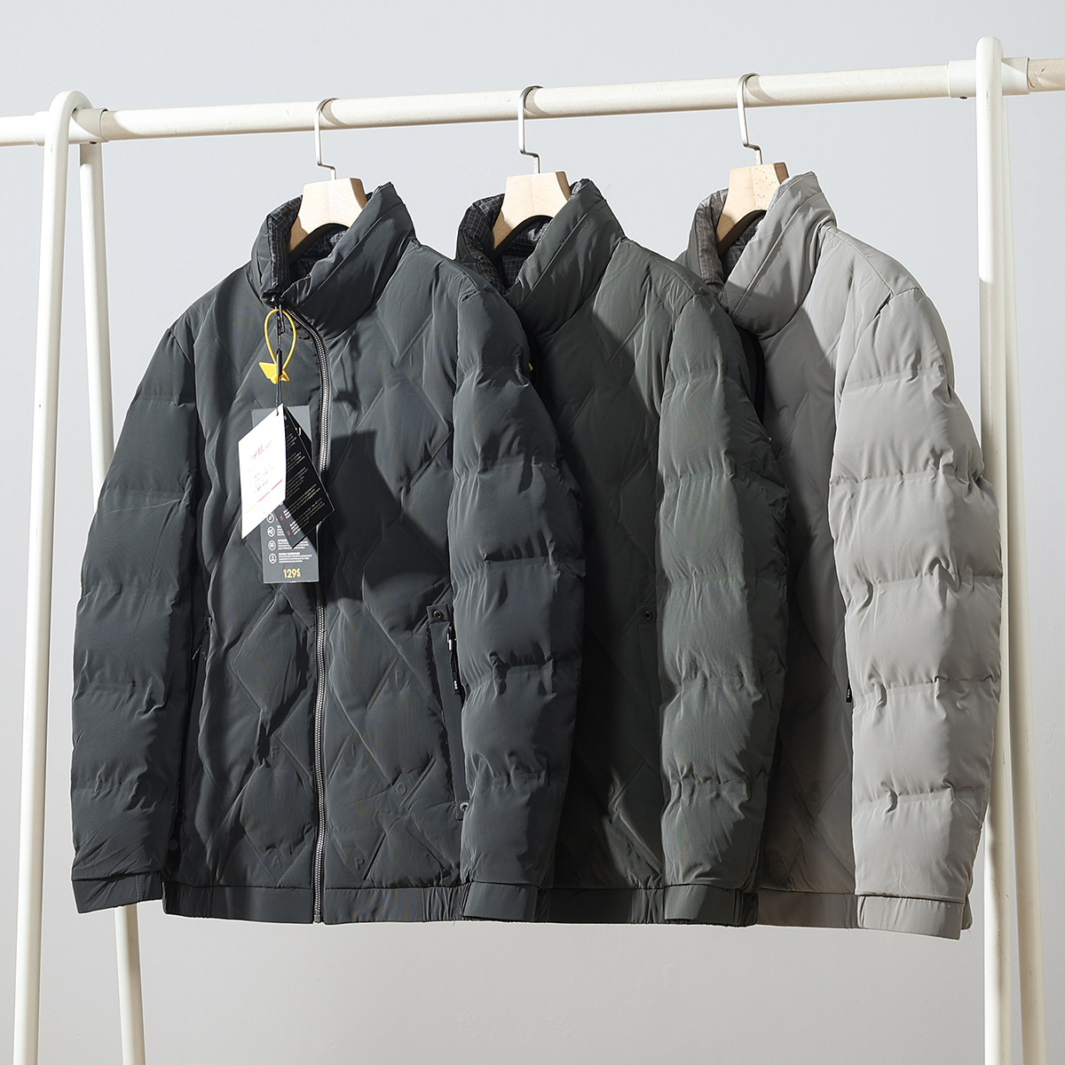 压胶充绒冬季男士简约休闲立领短款羽绒服-阿里巴巴