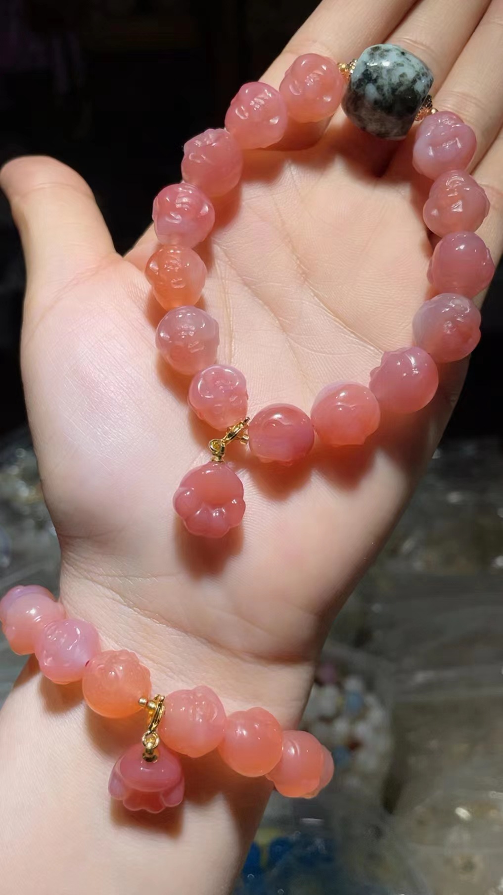 批发盐源玛瑙俄料手链人间水蜜桃盐源手串女款蜜桃女孩甜美气质款