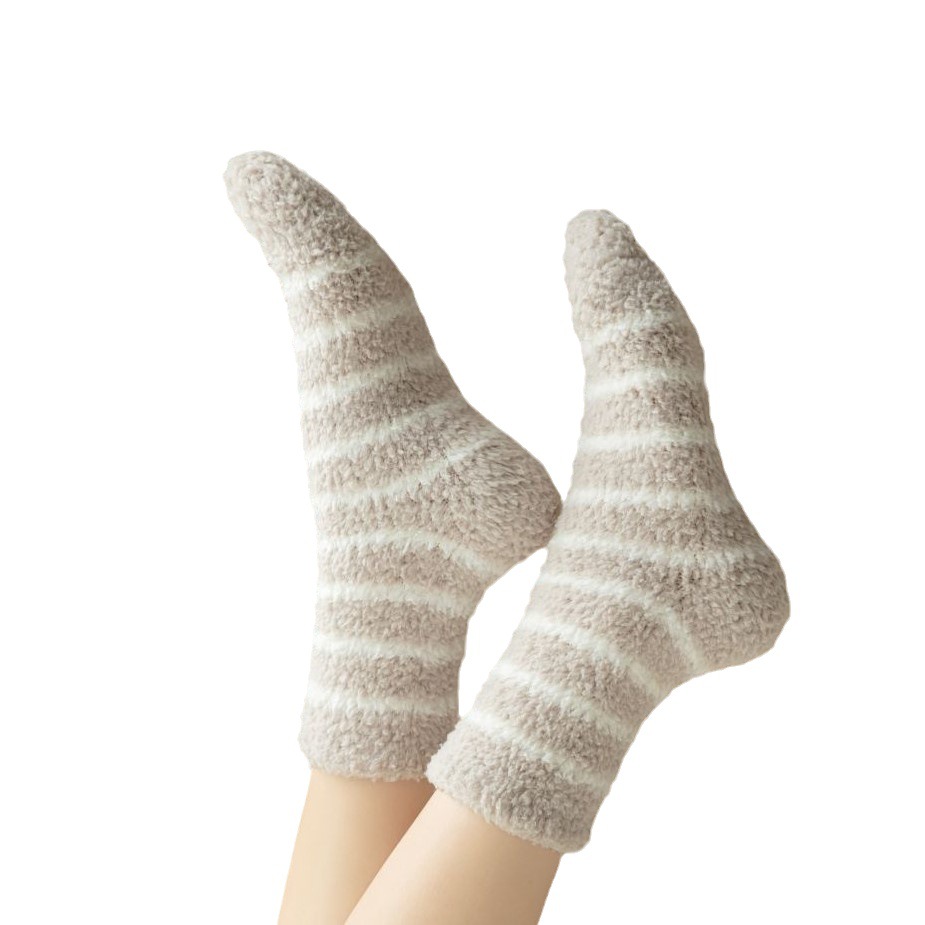 Autumn and Winter New Striped Socks Ladies Extra Thick No Hair Shedding Coral Fleece Socks Warm-Keeping Socks Casual Sleeping Socks Wholesale