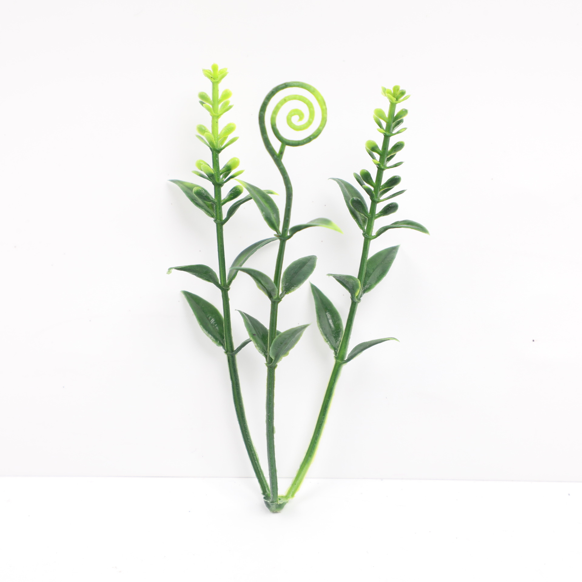 热卖仿真塑料三叉水草 草坪地板植物墙装饰 礼品成品草配件批发