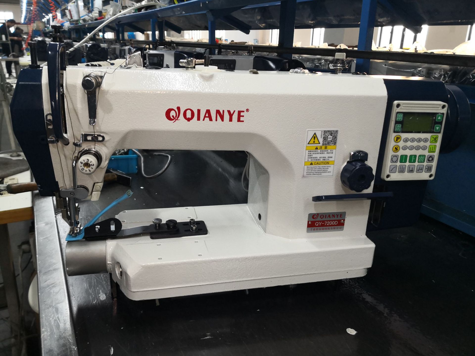 小嘴同步车小嘴电脑平车足球鞋帽dy车小嘴差动球类制帽缝纫机