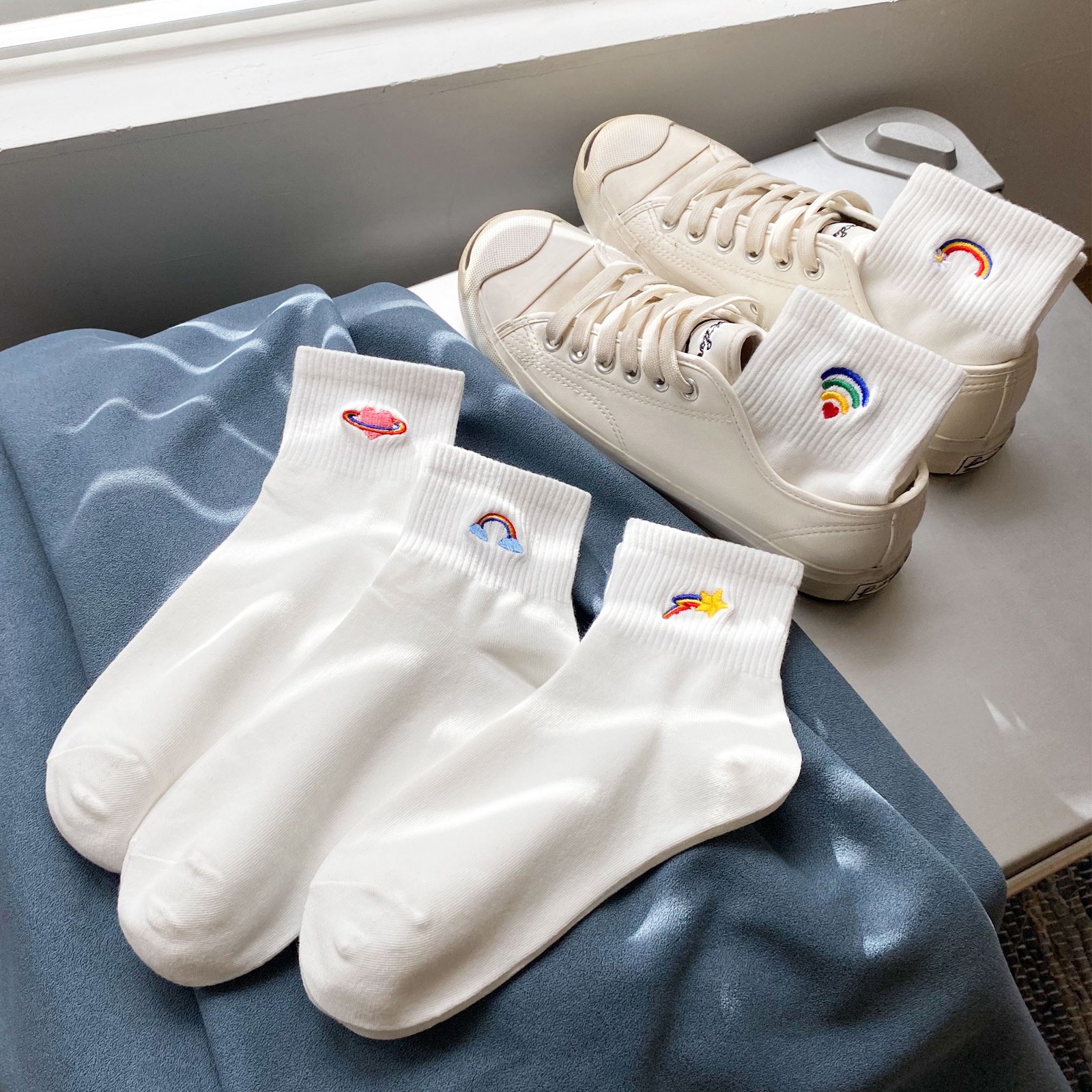 白色袜子女ins潮彩虹中筒袜夏季薄款韩国堆堆袜刺绣可爱长袜隐形