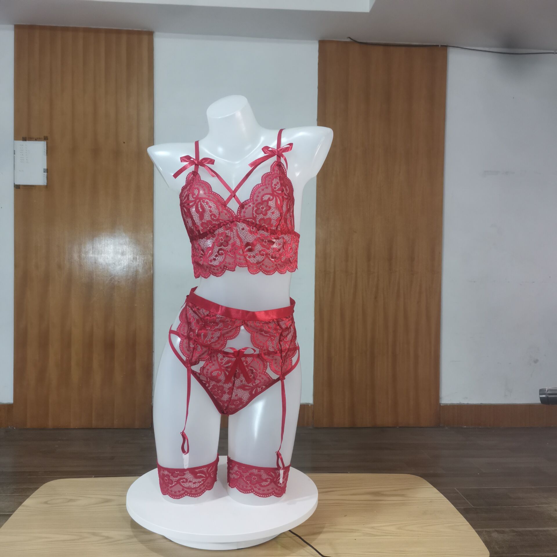 外贸欧美新款情趣内衣亚马逊性感透明蕾丝多色分体诱惑套装批发