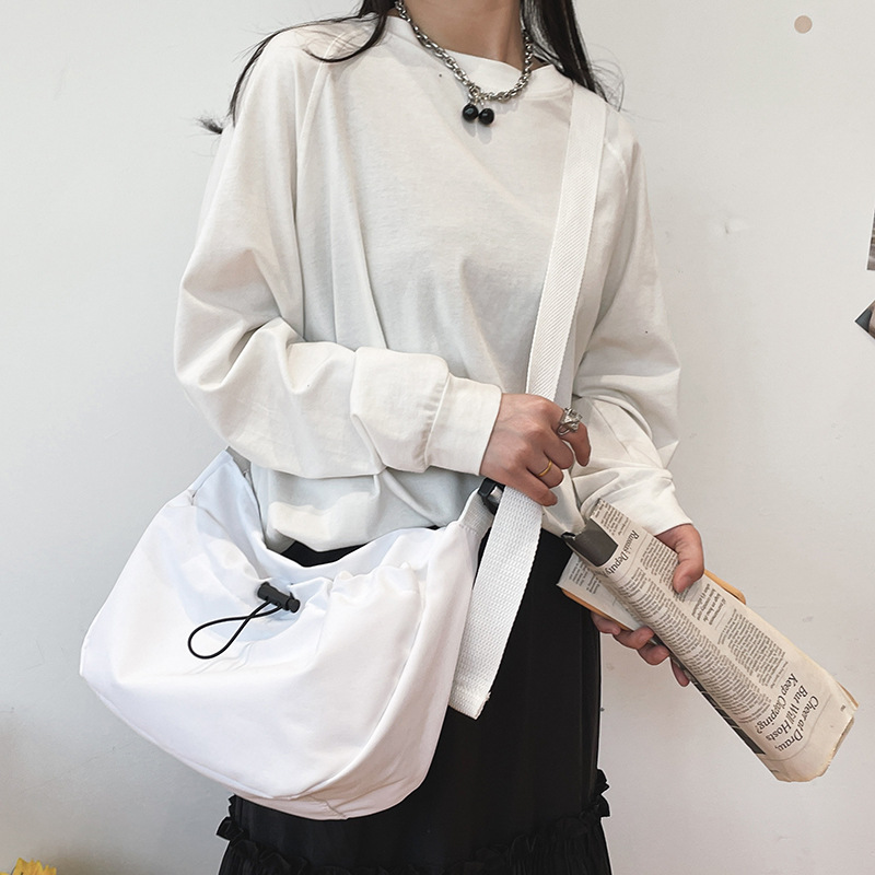 2021 New Japanese Ins Simple All-Match Casual Solid Color Nylon Drawstring Girl Student Shoulder Bag Messenger Bag