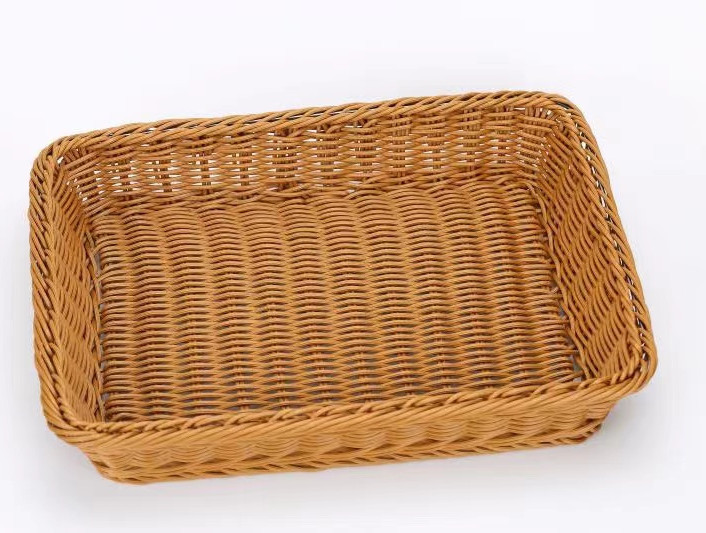 供应优质塑料藤条pe藤皮仿真藤条手工编织篮子花瓶灯罩材料批发