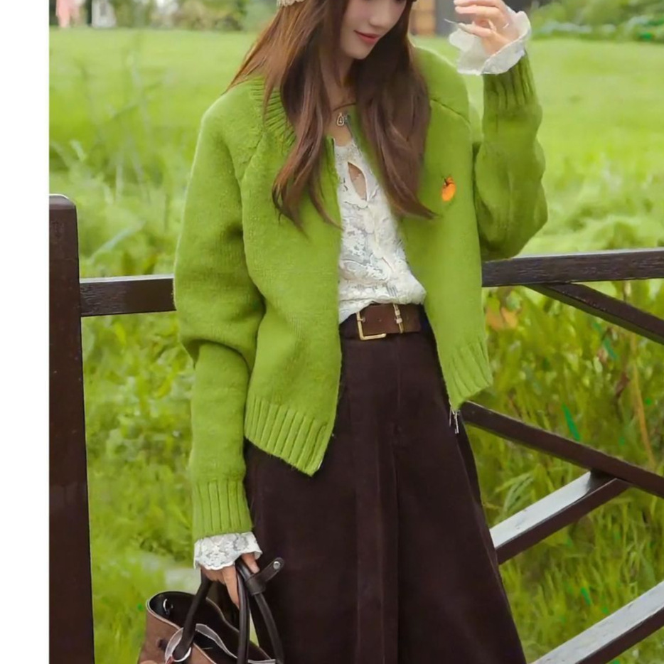 针织衫毛衣秋冬季新款薄荷曼波显瘦拉链通勤遮肉绿色开衫外套上衣