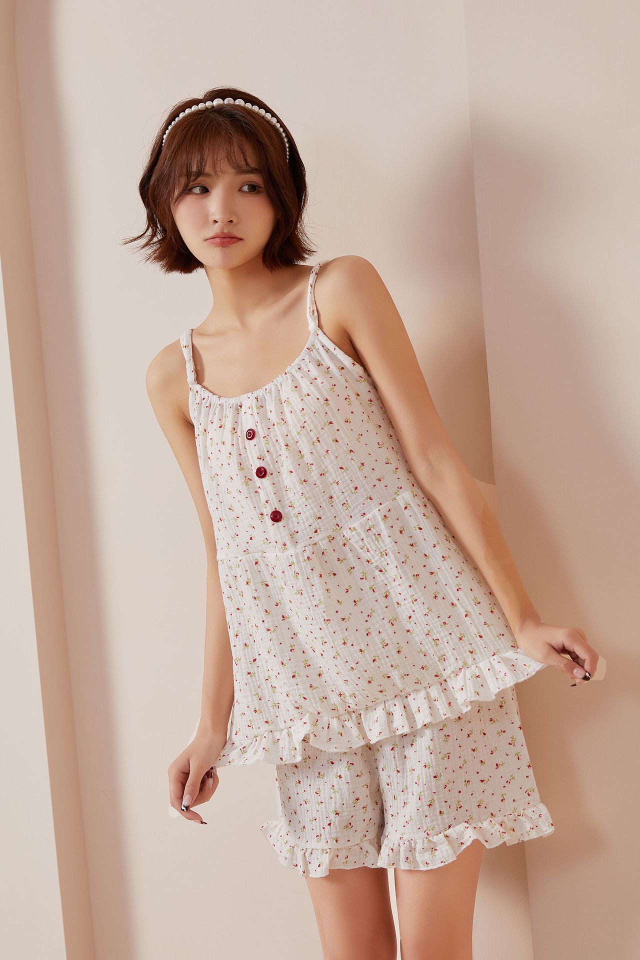 小碎花睡衣女春季新款绉布透气宽松小吊带睡衣套装可爱舒适家居服