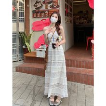 法式重工v领蕾丝吊带连衣裙女夏超好看度假风层层花边蛋糕长裙子