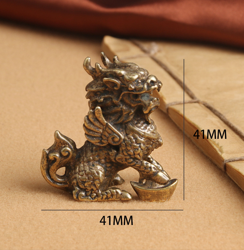 纯黄铜脚踩元宝麒麟桌面摆件招财纳福瑞兽风水摆饰老铜器文玩批发