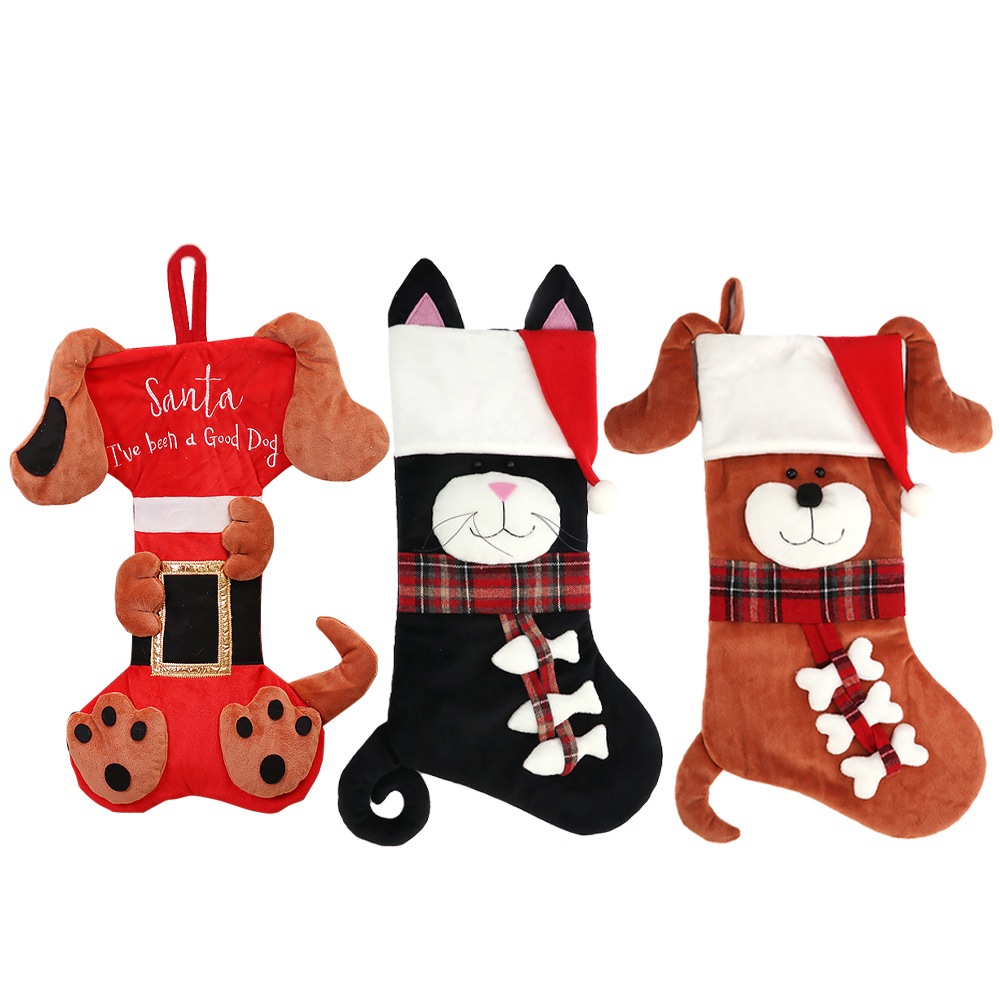 Christmas Decorations European and American Three-Dimensional Animal Socks Christmas Tree Pendant Cartoon Cats and Dogs Candy Bag Window Decoration