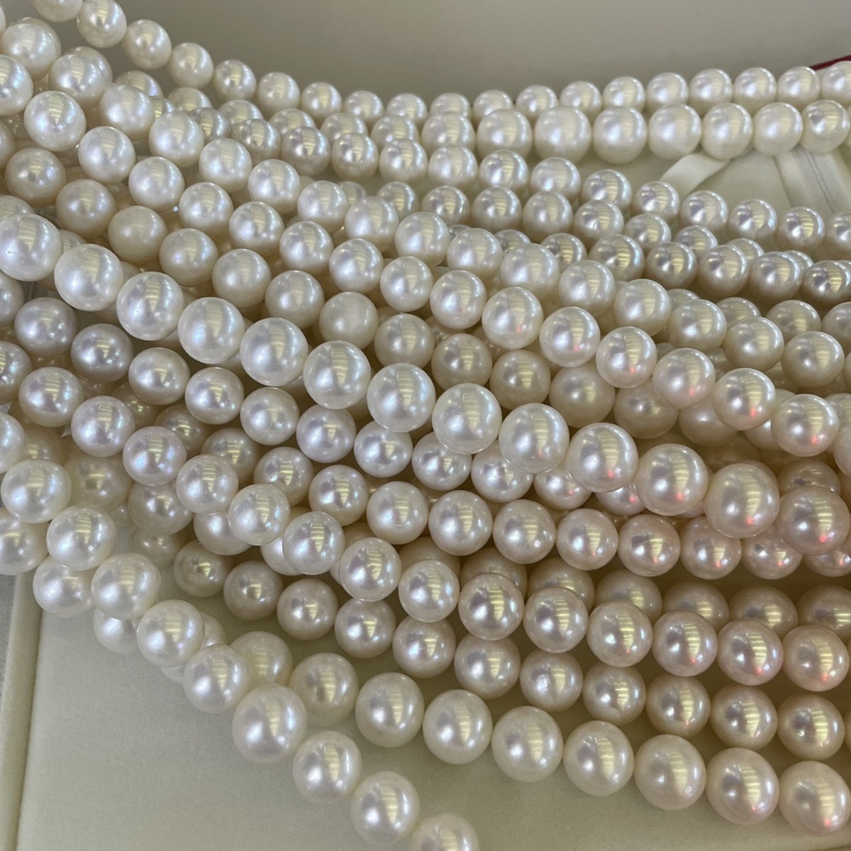 淡水珍珠11-12mm近正圆强光大无核淡水微暇半成品项链高光高亮