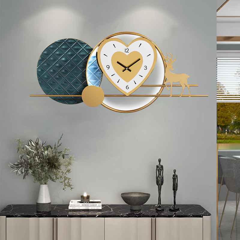 轻奢表钟爱心艺术时钟高档大气客厅夜光挂钟电视墙装饰挂件采购价格