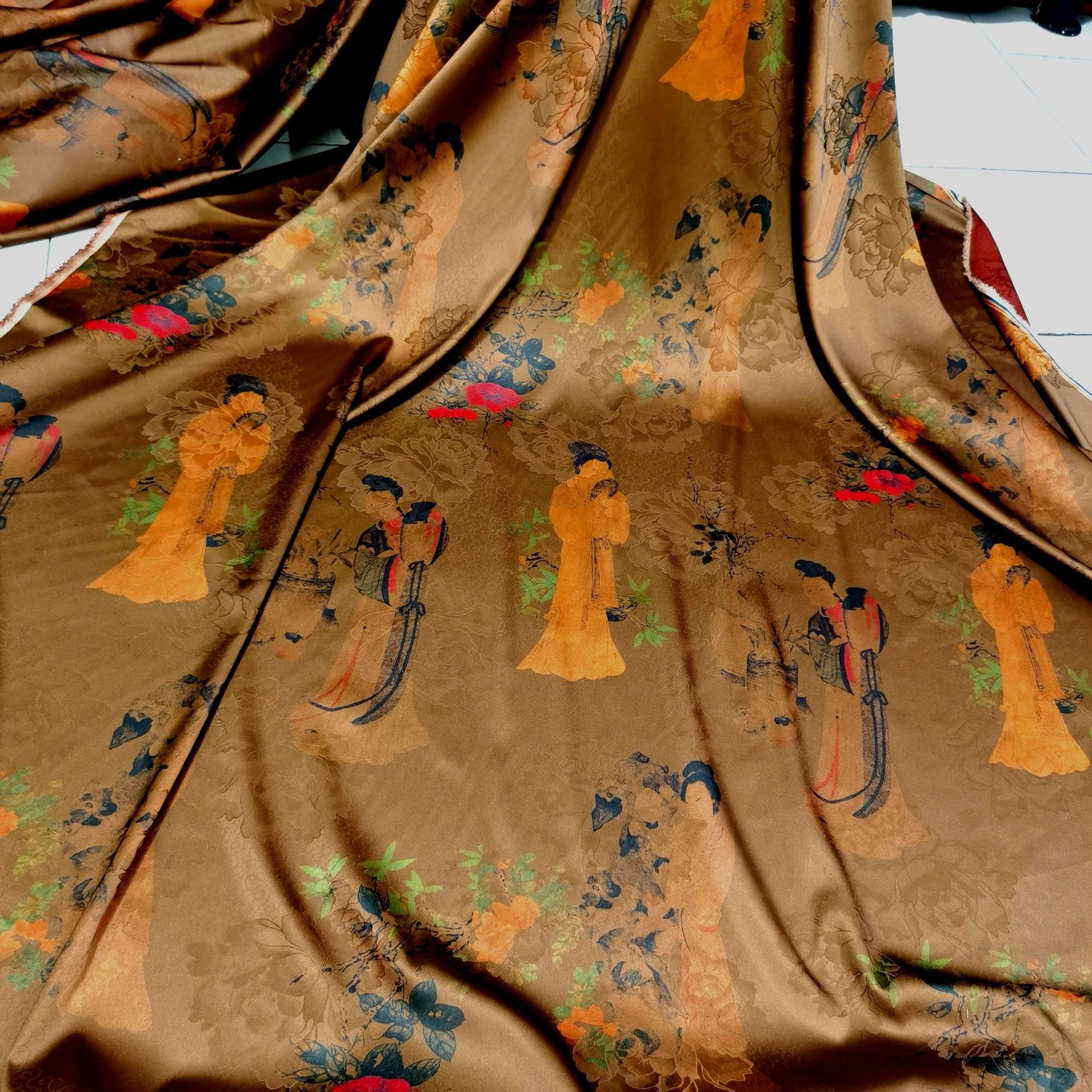 仿香云纱布料批发 中老年花罗缎旗袍面料 茶席茶垫包包鞋子印花布