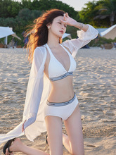 比基尼泳衣女三件套聚拢三角温泉2023新款韩国度假bikini沙滩泳装