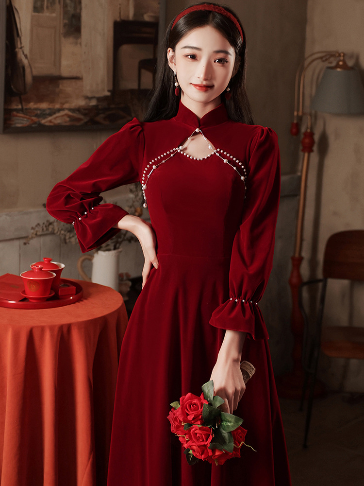 旗袍敬酒服新娘2022新款订婚结婚礼服裙女酒红色中式丝绒气质冬季