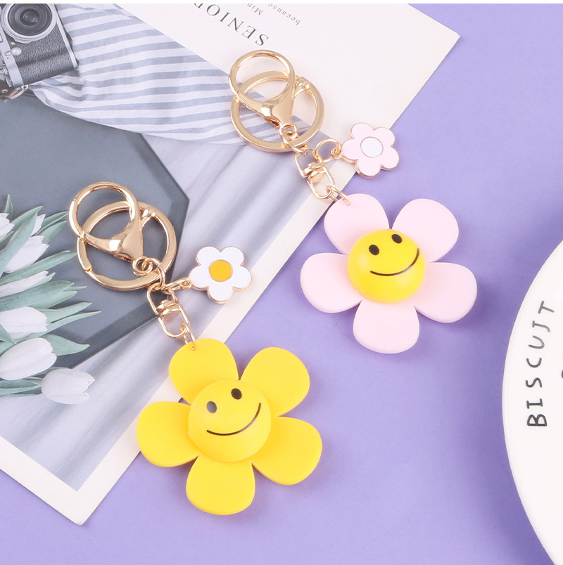 可爱笑脸太阳花汽车钥匙扣挂件小清新金属小花挂饰情侣包包装配饰