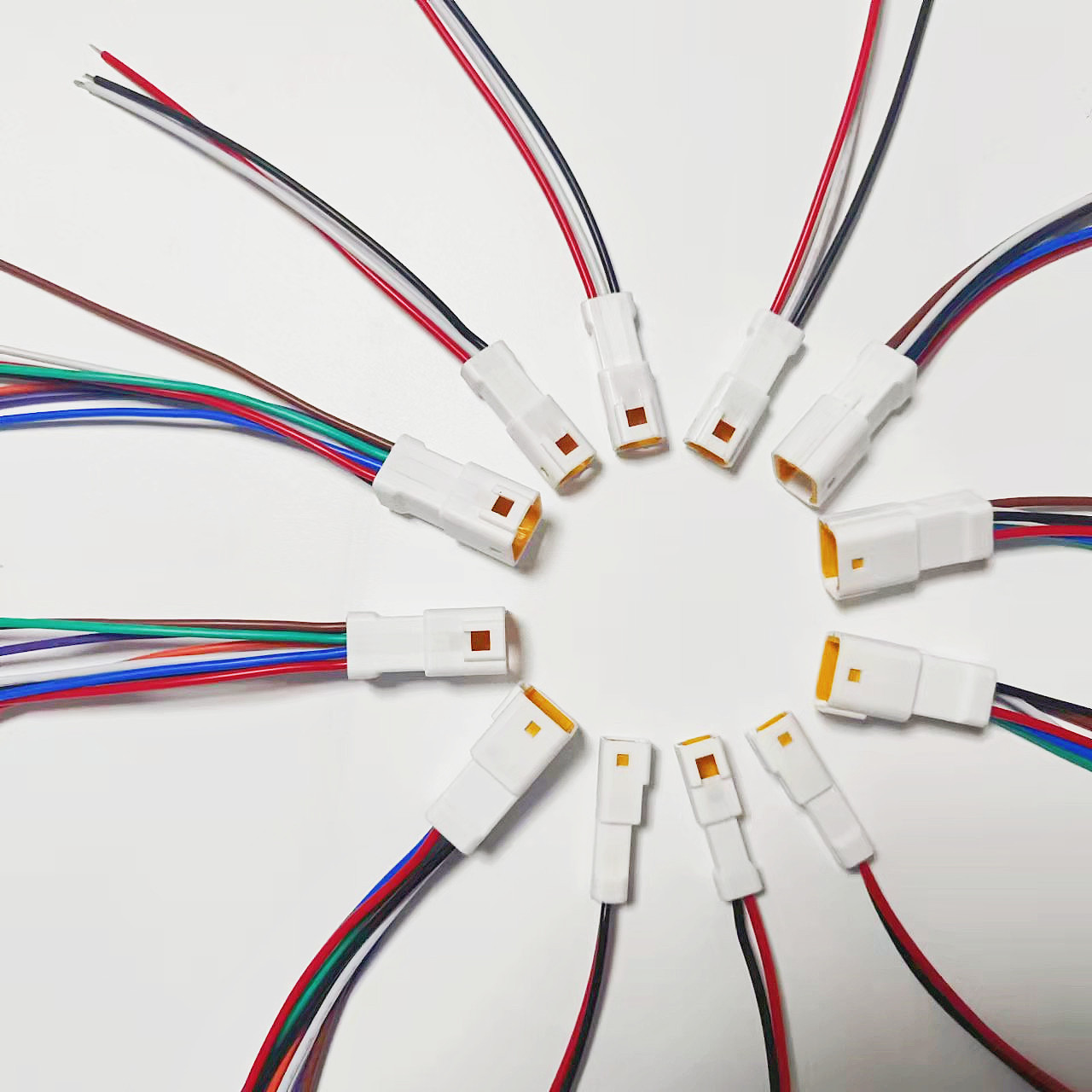 生产电动车大电流连接线 6.3大功率电池线公母端子汽车线束