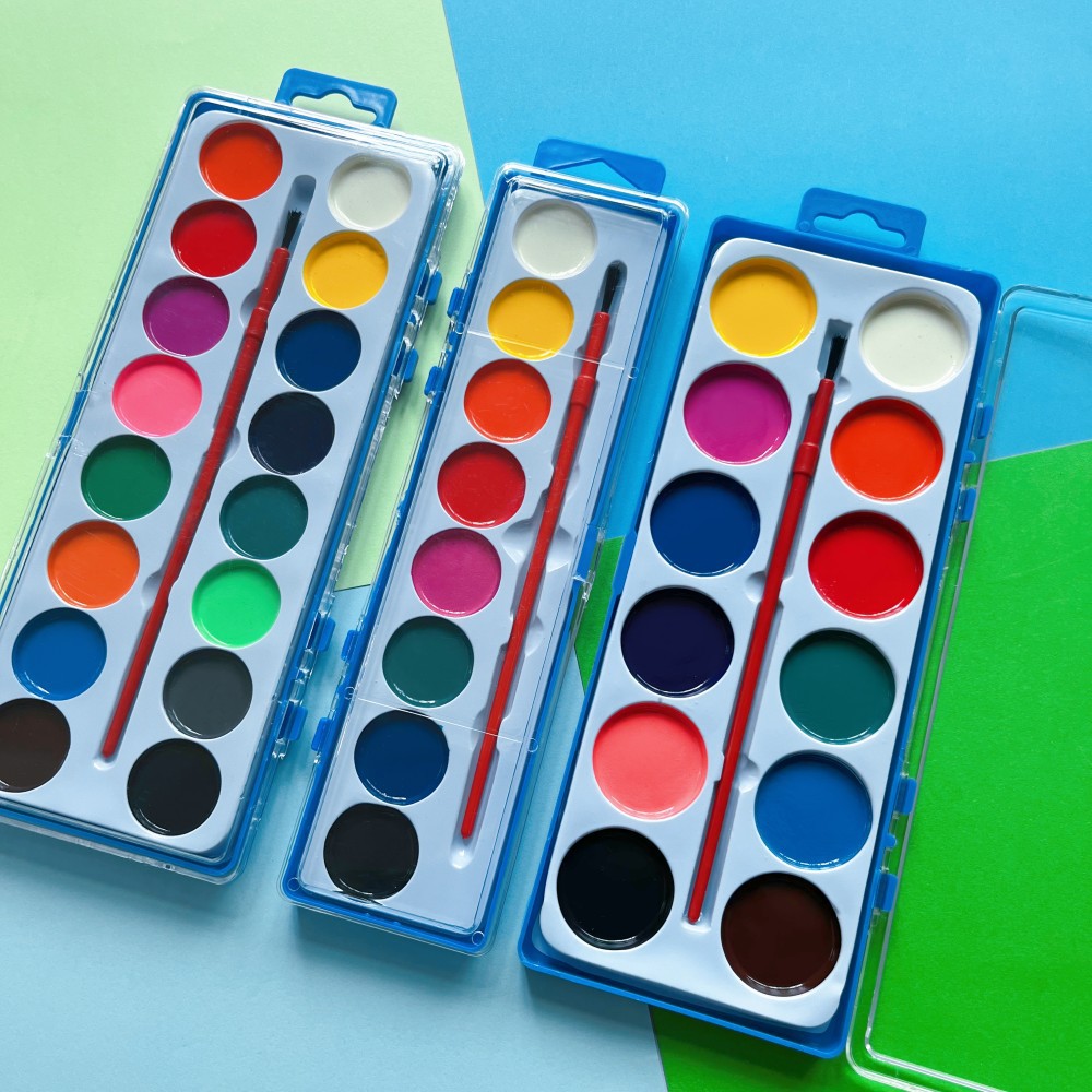 Wholesale Solid Semi-Dry Watercolor Set Art Painting Watercolor Pressed Powder Plastic Box Assembly Brush