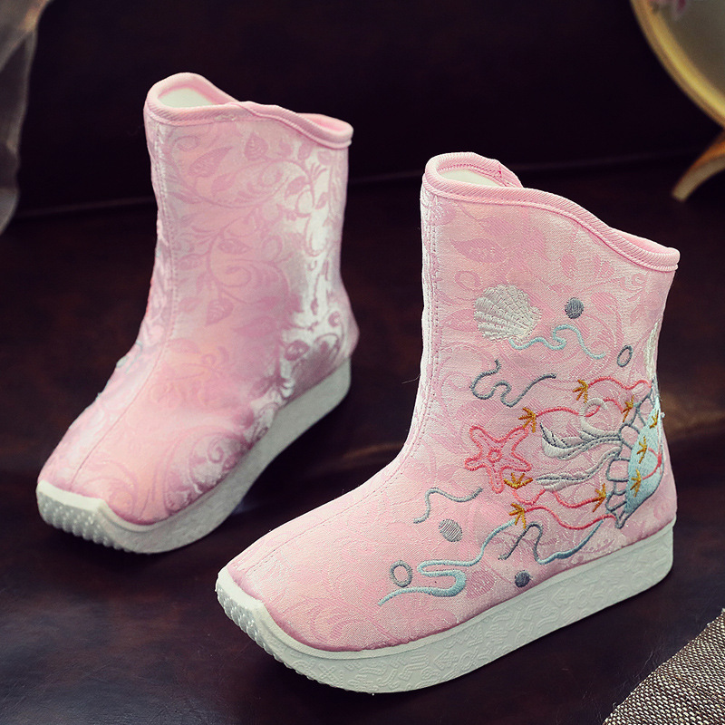 女童高跟绣花鞋儿童秋冬季加厚底汉服靴古装宝宝风表演出靴子