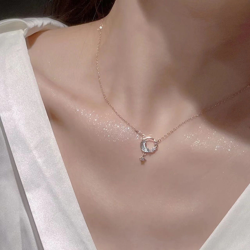 Star Moon Necklace Female Clavicle Chain Light Luxury Minority Design High Sense Ins Girlfriends Gentle Fairy Fashion