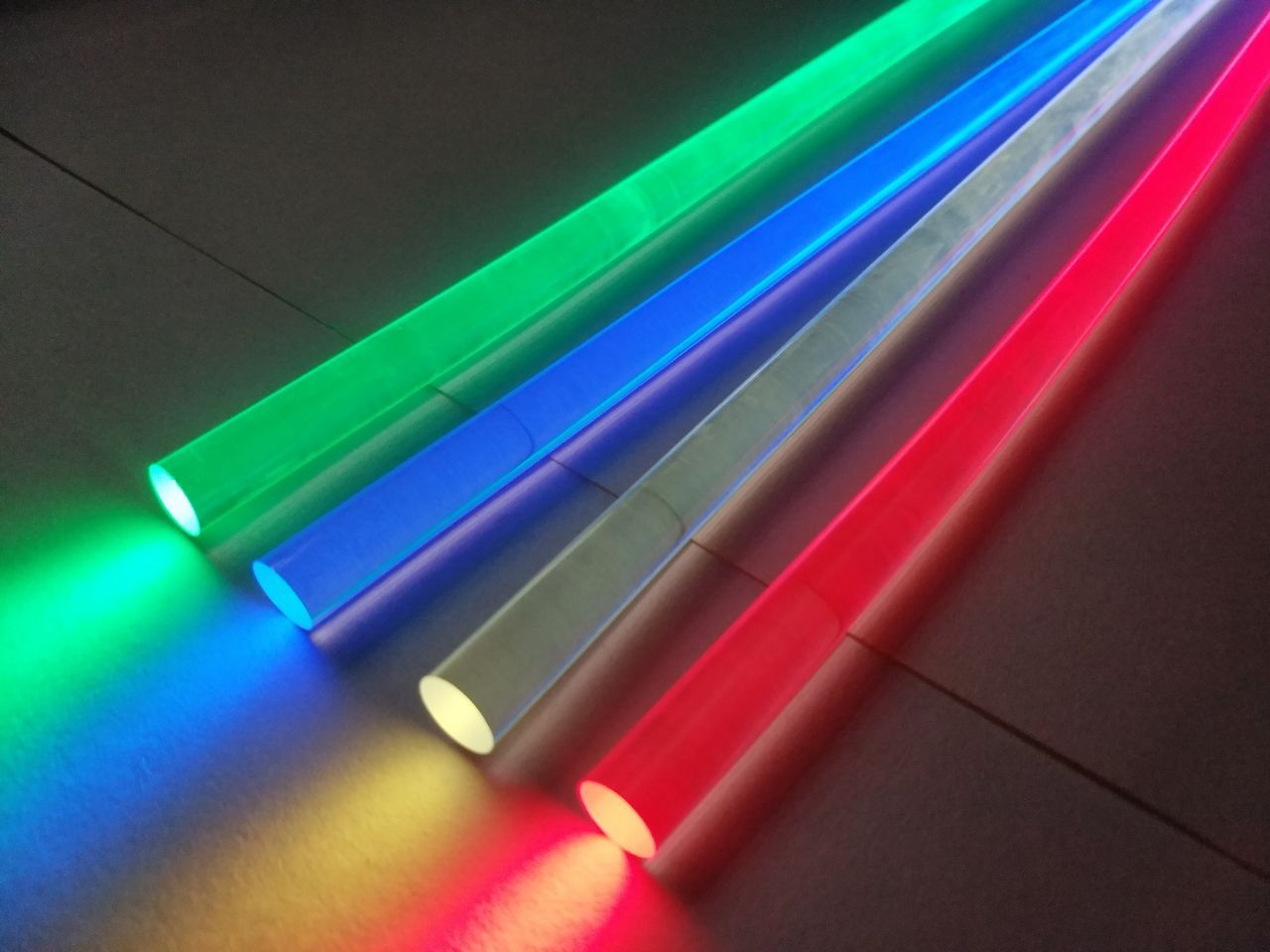 tpu导光圆条宠物项圈通体发光条led导光条tpu圆管厂家直供