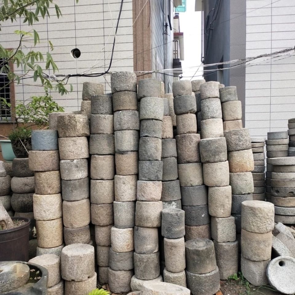 下乡收的老石头老物件石槽石墩石碾子铜钱石石盆石臼石板铺路石