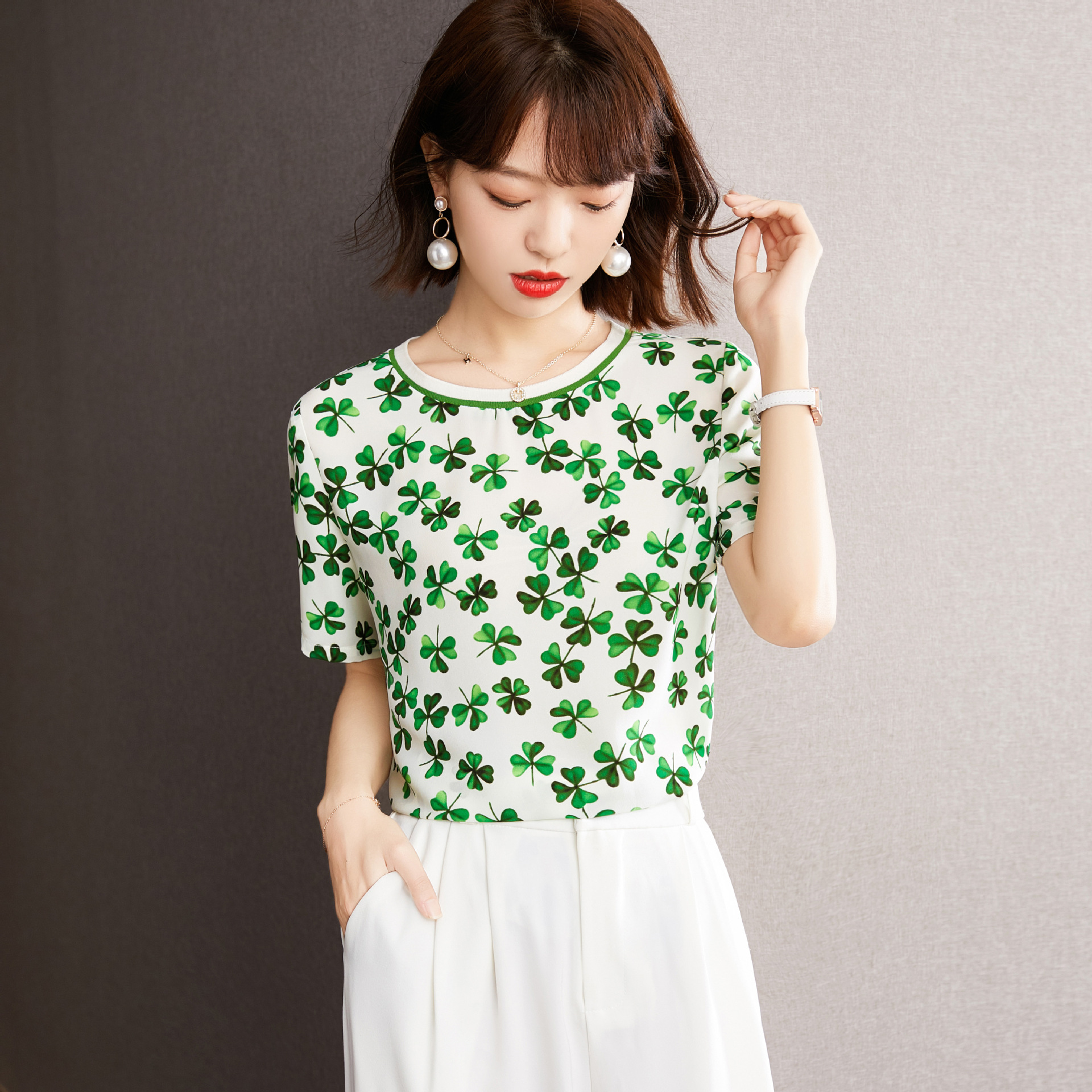 新款女装2022夏季法式薄款宽松碎花真丝短袖t恤女上衣