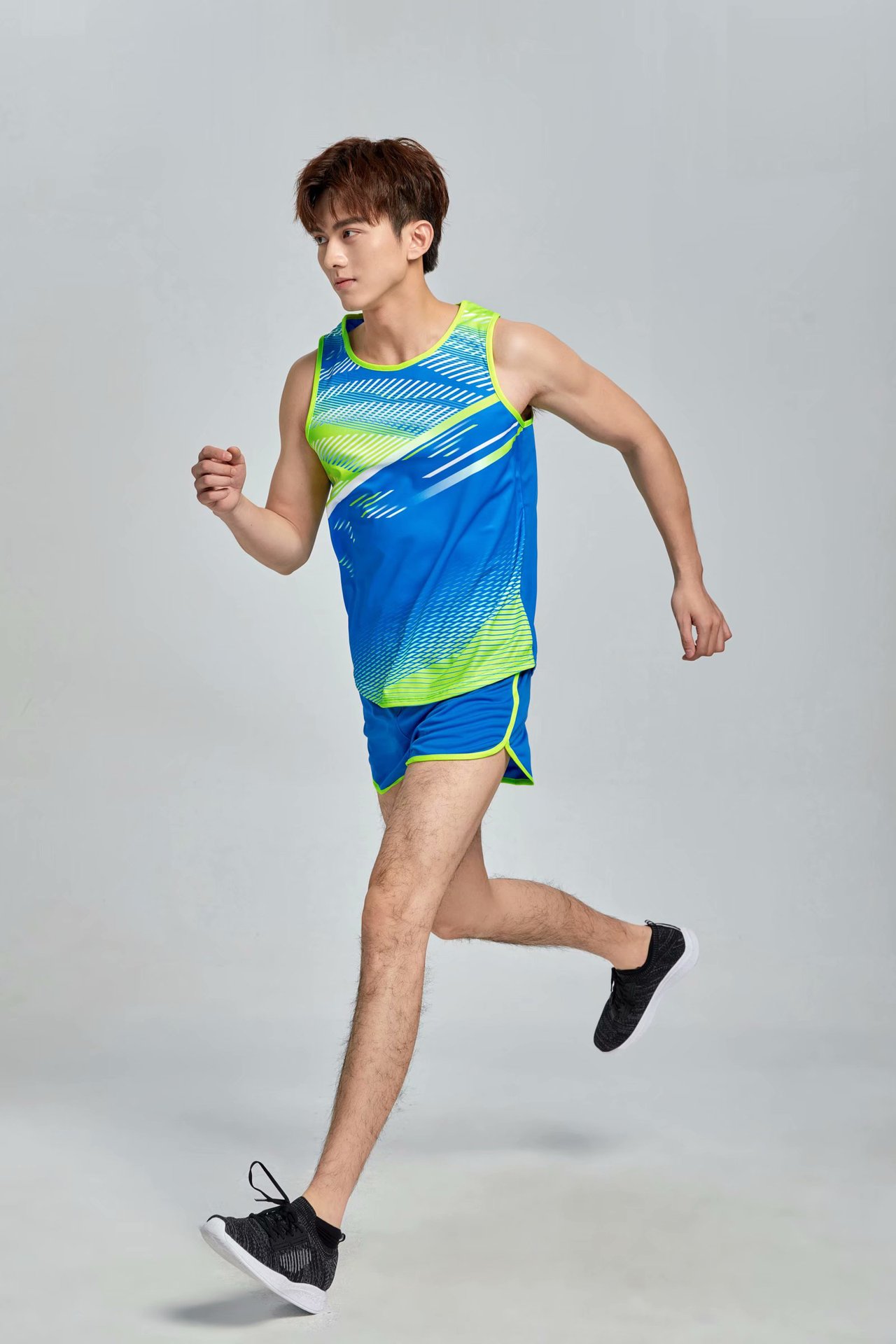 男女同款田径服训练套装田径背心短裤情侣款田径服