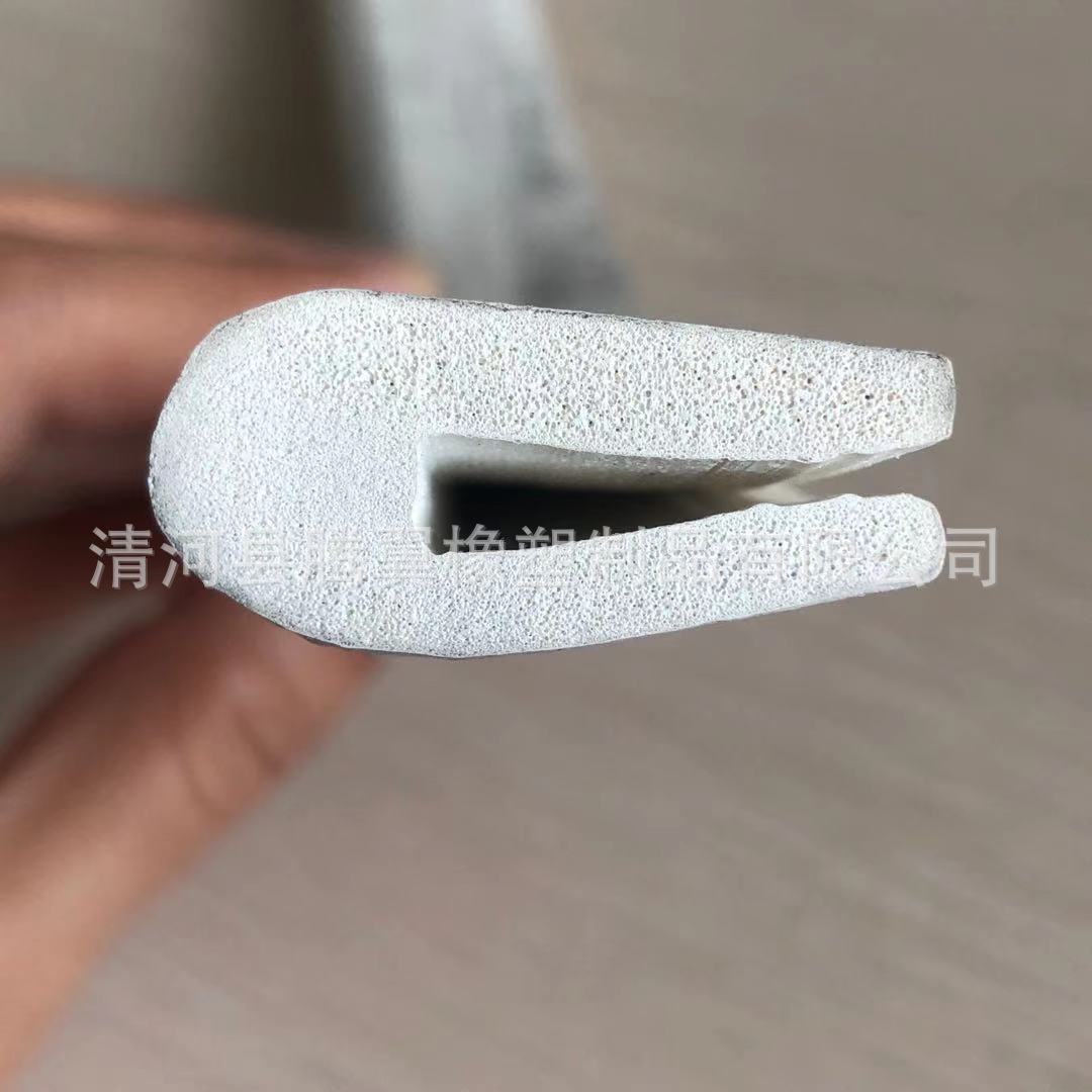 厂家供应u型橡胶硅胶发泡压条除尘器大布袋密封用发泡条