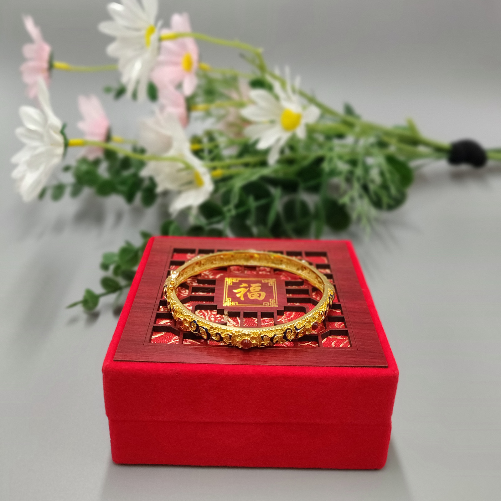 高品质红玛瑙时尚珠宝碧玉镯子镶嵌真玉石黄金色手镯-阿里巴巴