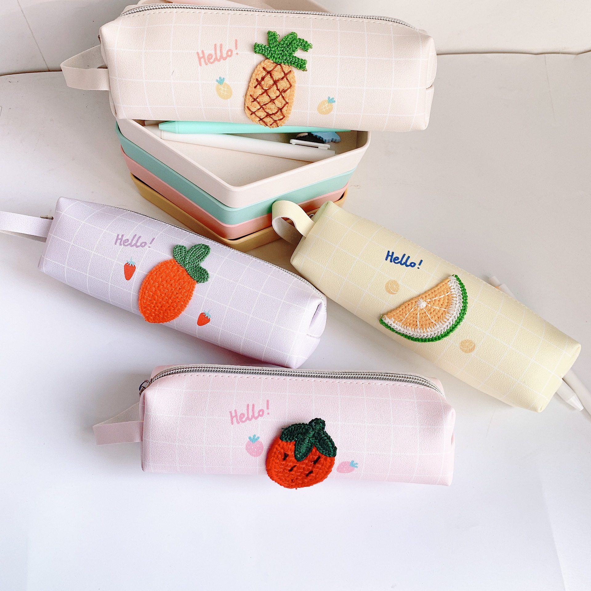 韩版女生笔袋ins同款水果刺绣简约女文具袋收纳袋大容量笔袋