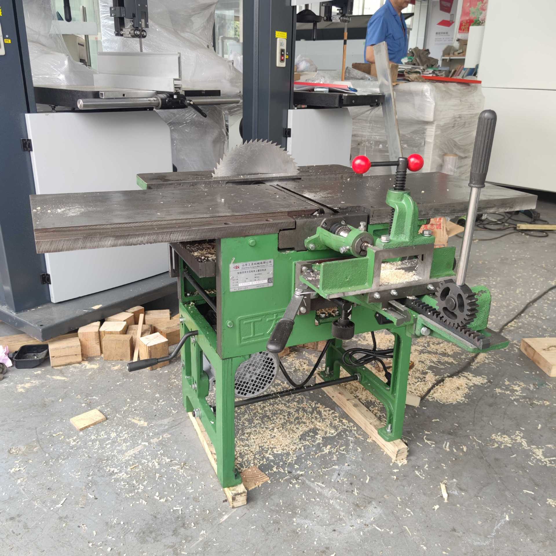 红丹木工机械木工小型多用机威海工友轻型四用平压刨木工联合机床