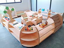 幼儿园托育早教教室布置区角柜蒙氏教具柜玩具置物架实木桌椅