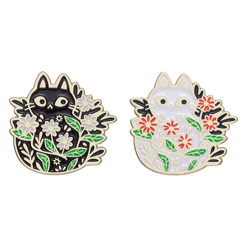 Foreign Trade New Cartoon Cute Black and White Cat Plant Personality All-Match Clothing Bag Decorations Metal Brooch