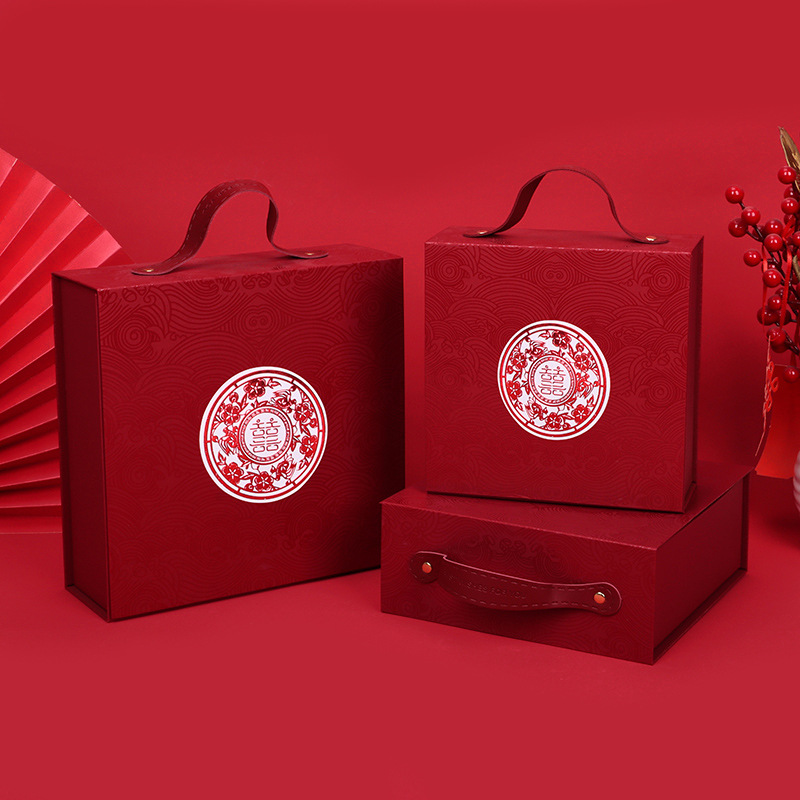 中式红色礼盒 婚礼伴手礼盒结婚回礼婚庆礼盒现货 免折叠硬盒