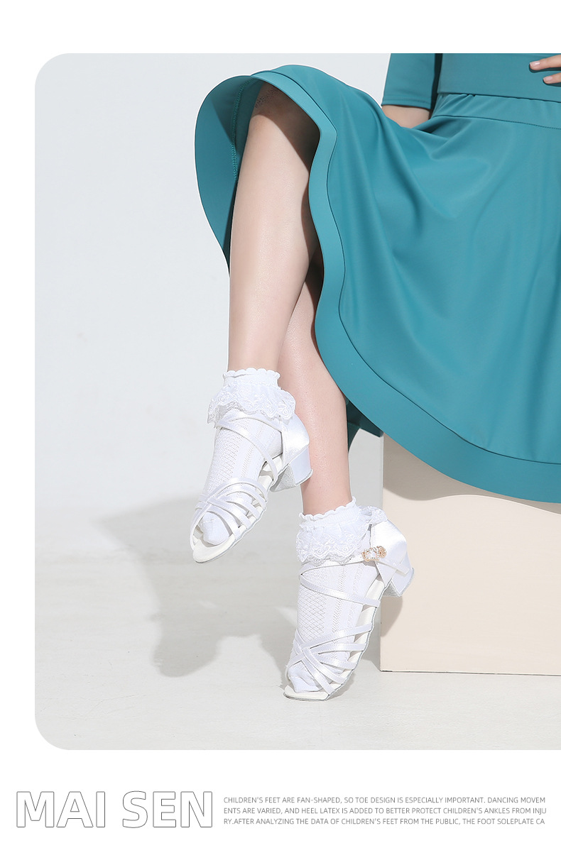 舞帕儿童白色拉丁舞鞋女童软底中跟练舞鞋考级比赛演出鞋初学者
