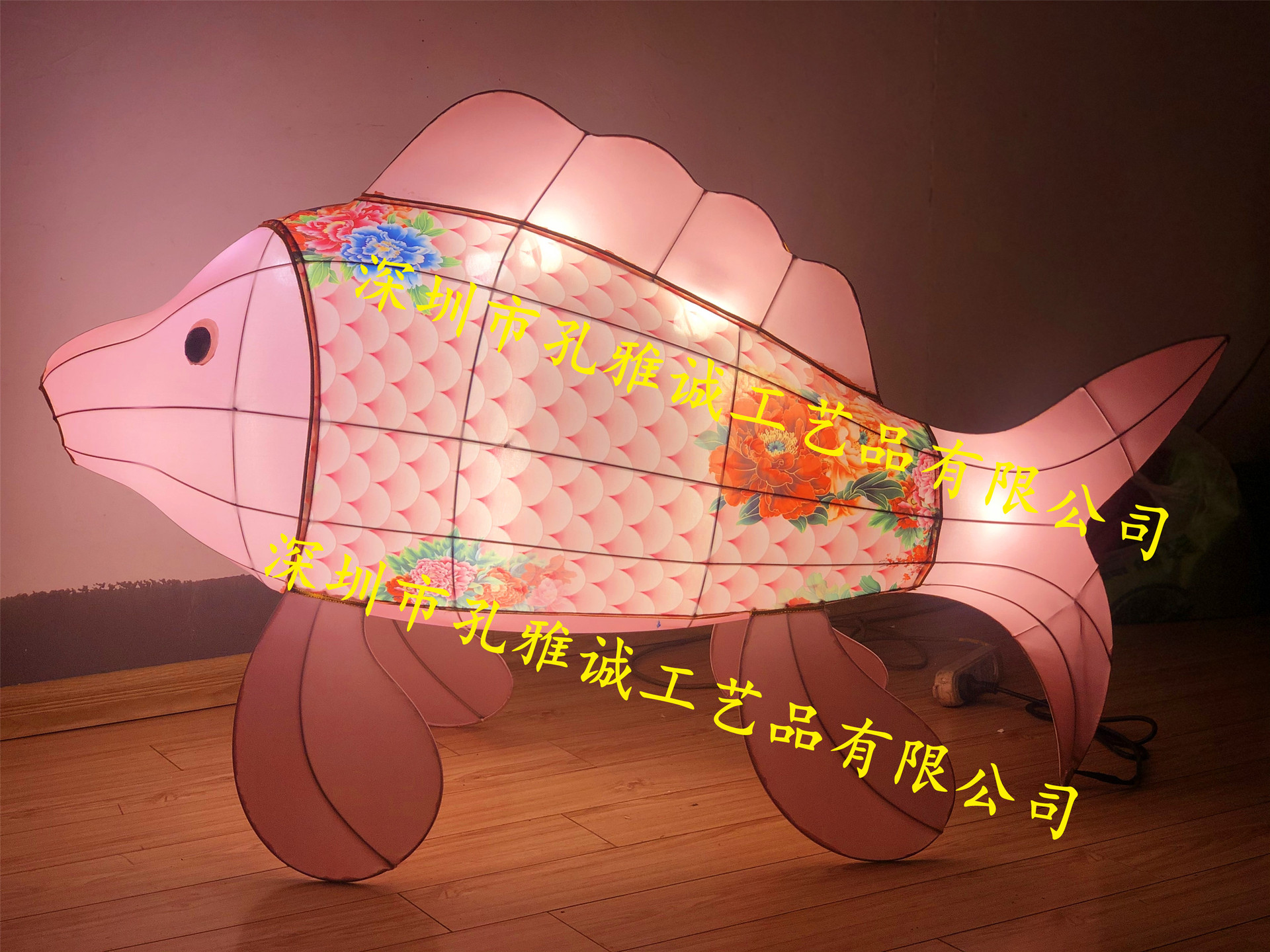 鲤鱼花灯节日发光吊饰牡丹花鱼灯餐厅酒店商场吊饰公园街道亮化