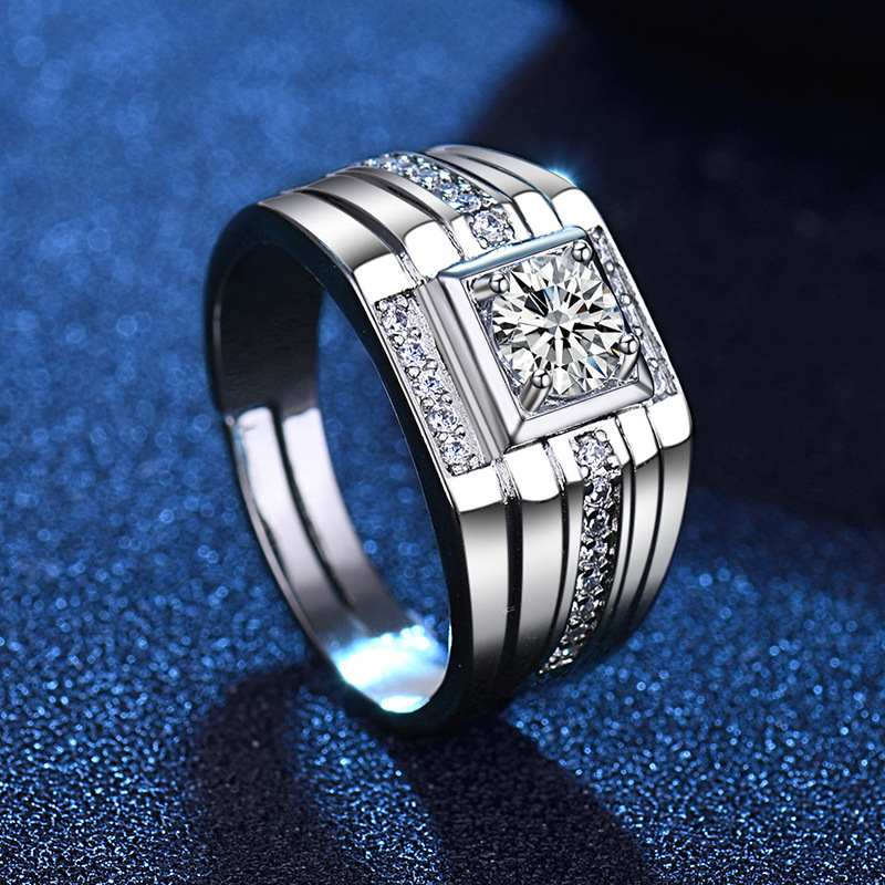 时尚潮流简约微镶钻男士商务戒指 仿真钻一克拉婚戒 厂家一件代发
