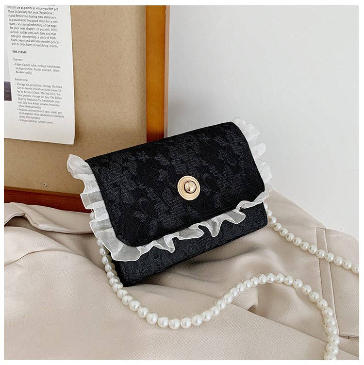 2021 New Trendy Korean Fashion Lace Simple Ins Chain Crossbody Small Square Bag Female Summer Trendy Small Bags