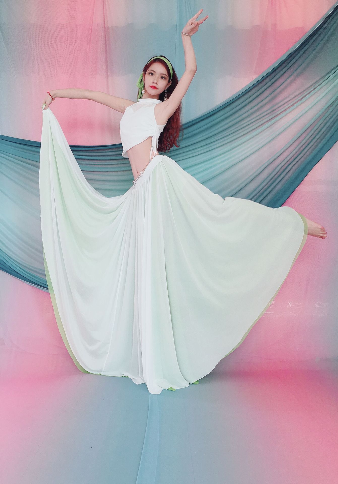 百雅千慧肚皮舞2024春季新款套装间色大摆臀巾东方舞蹈练功演出服