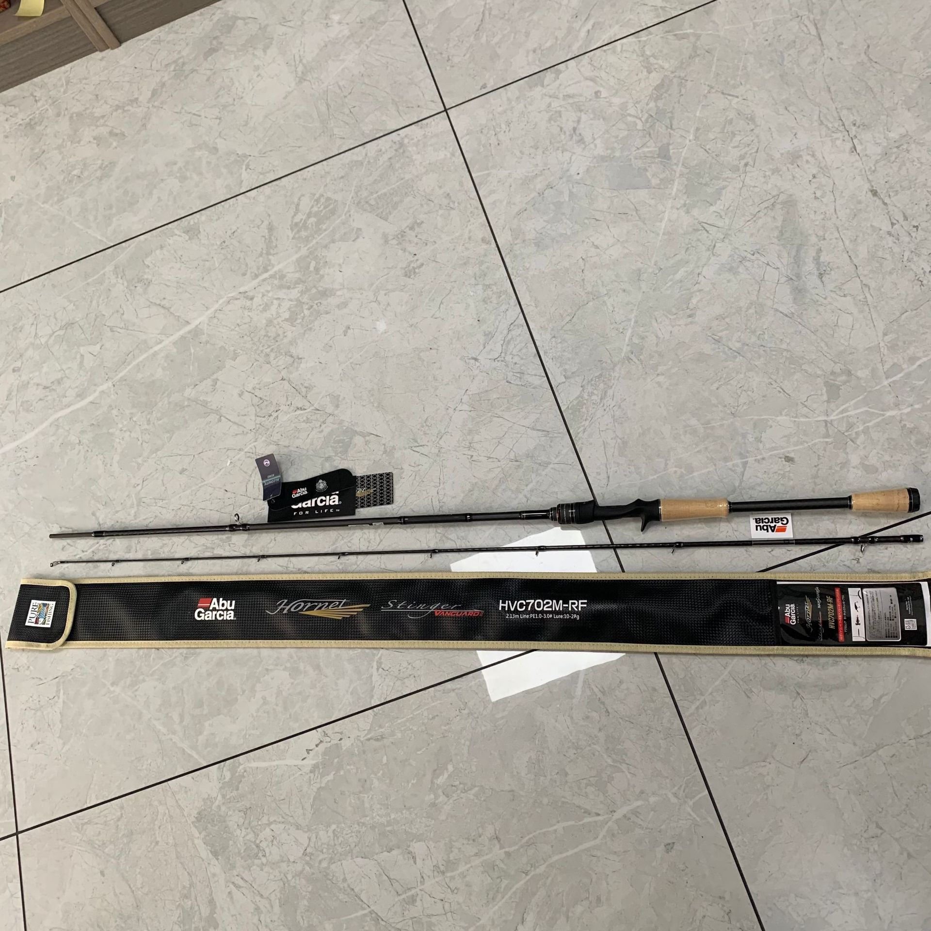 阿布大黄蜂先锋二代路亚竿鲈鱼翘嘴远投竿碳素软木把手枪直柄鱼竿