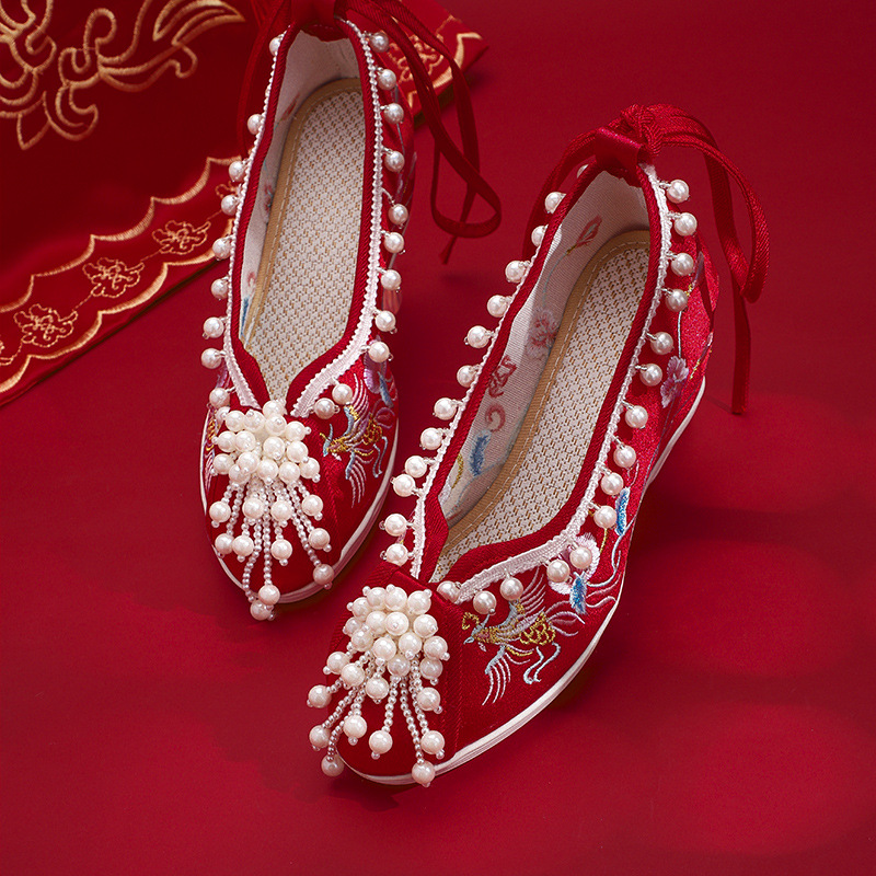 汉服鞋女红色秀禾婚鞋中式新娘鞋内增高秀禾服配古风结婚绣花鞋布